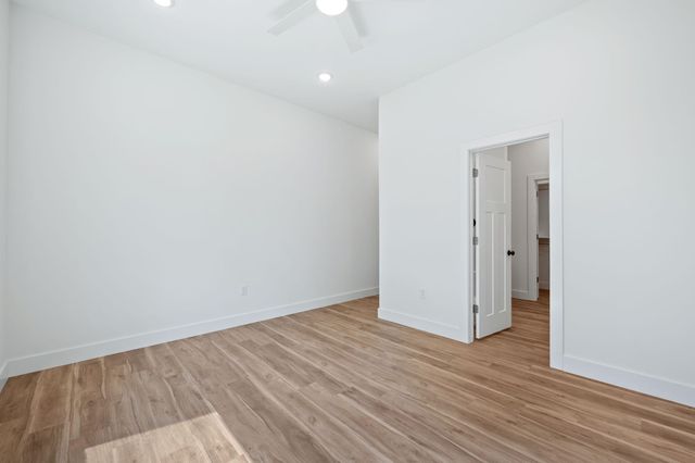 519 E Elmwood St, Park City, KS 67147