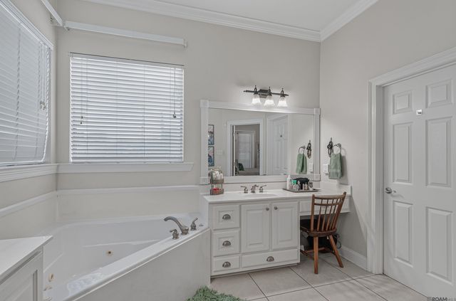 6364 Beau Douglas Ave, Gonzales, LA 70737
