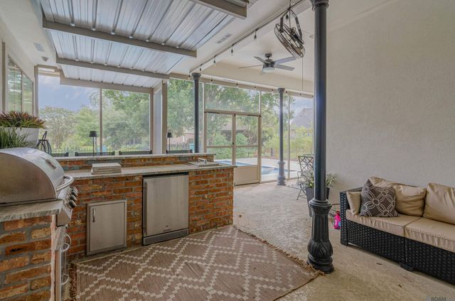 6364 Beau Douglas Ave, Gonzales, LA 70737