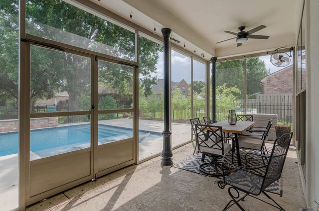 6364 Beau Douglas Ave, Gonzales, LA 70737