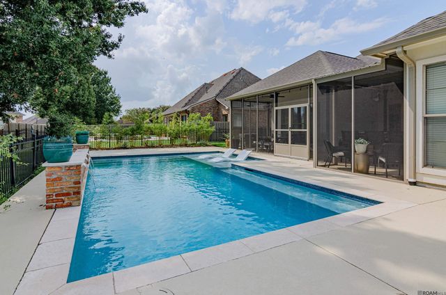 6364 Beau Douglas Ave, Gonzales, LA 70737