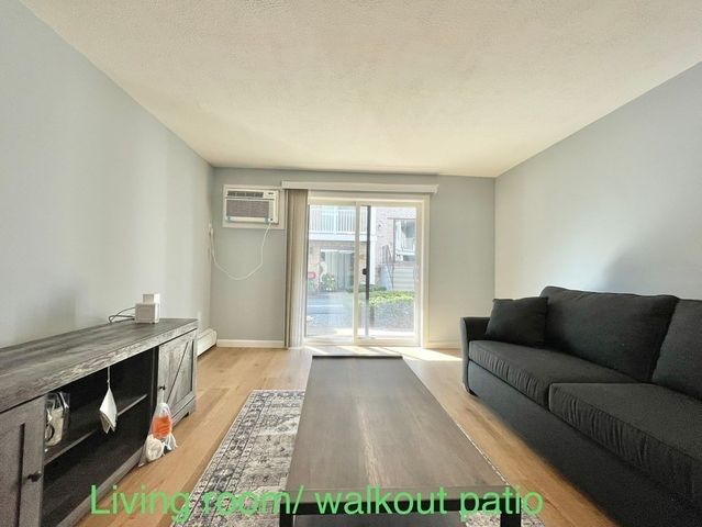 10 Kenmar Dr 26, Billerica, MA 01821