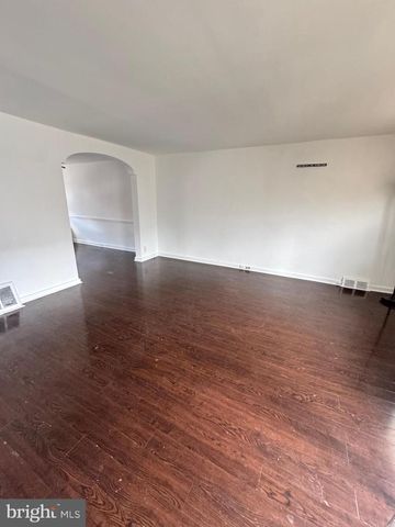 6724 SYLVESTER ST, Philadelphia, PA 19149