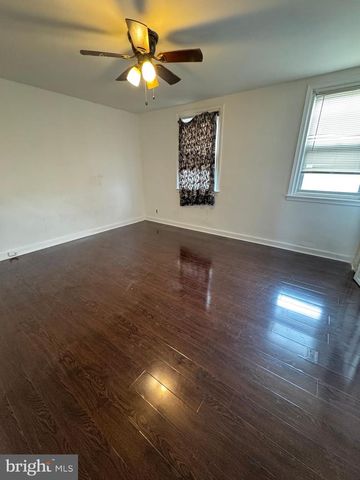 6724 SYLVESTER ST, Philadelphia, PA 19149