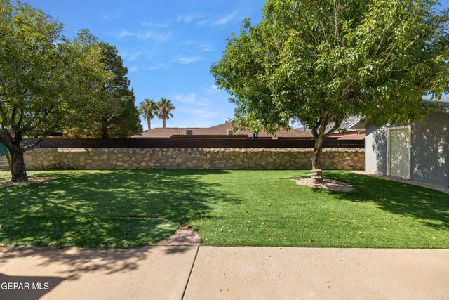 4332 LOMA CLARA Court, El Paso, TX 79934