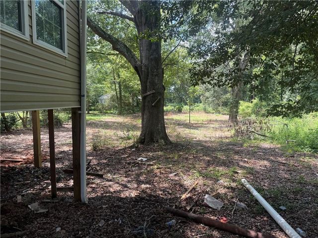 5725 Stonewall Tell Road, Atlanta, GA 30349