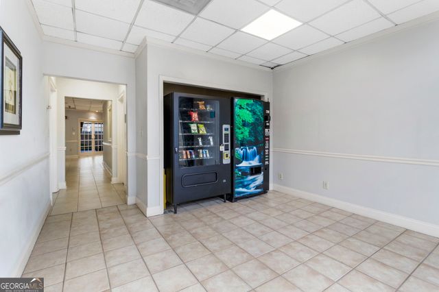 2479 Peachtree Road NE 217, Atlanta, GA 30305