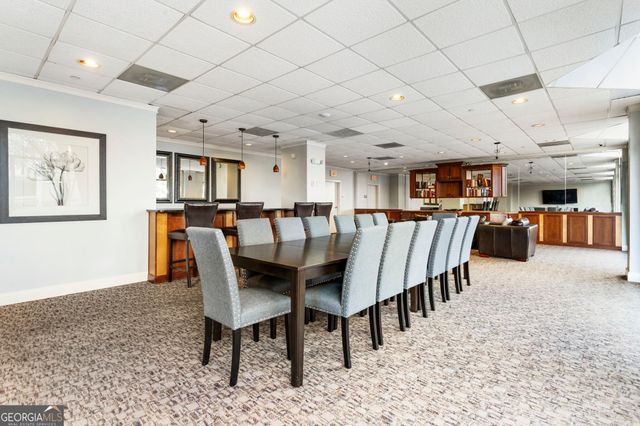 2479 Peachtree Road NE 217, Atlanta, GA 30305