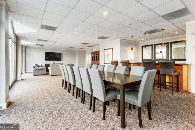2479 Peachtree Road NE 217, Atlanta, GA 30305