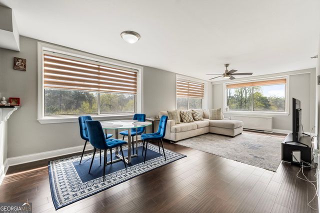 2479 Peachtree Road NE 217, Atlanta, GA 30305