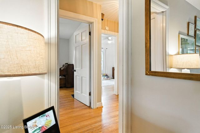 1015 Greenleaf Rd, Louisville, KY 40213