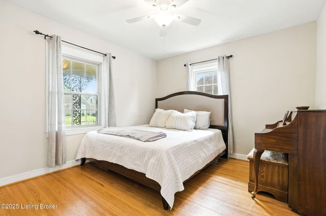 1015 Greenleaf Rd, Louisville, KY 40213