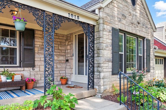 1015 Greenleaf Rd, Louisville, KY 40213