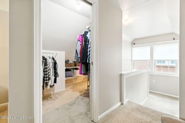 1015 Greenleaf Rd, Louisville, KY 40213