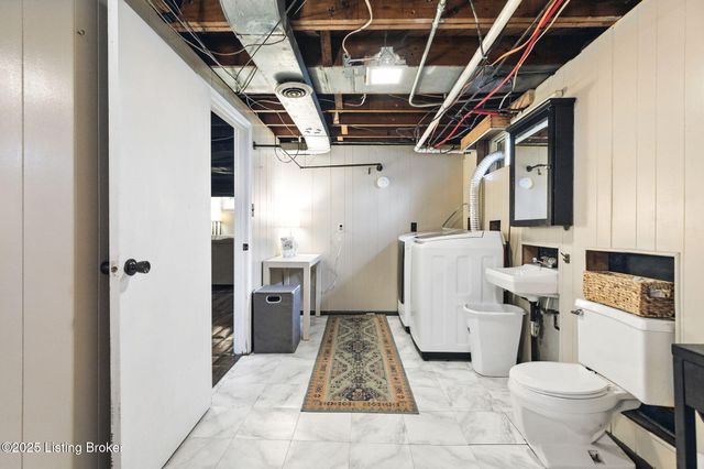 1015 Greenleaf Rd, Louisville, KY 40213