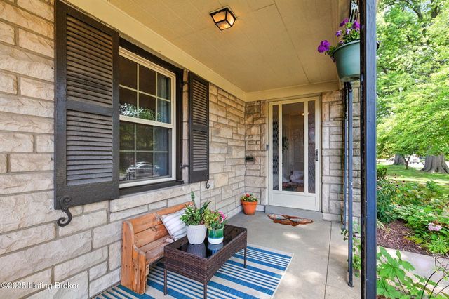 1015 Greenleaf Rd, Louisville, KY 40213