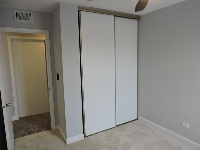 407 BEECHWOOD Drive, Westmont, IL 60559