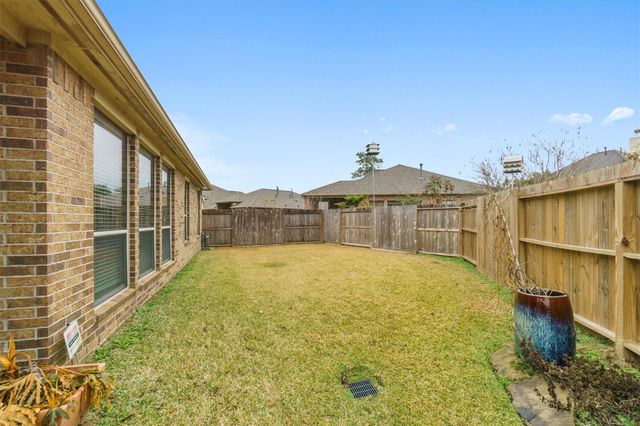 3516 Firenze Drive, Friendswood, TX 77546