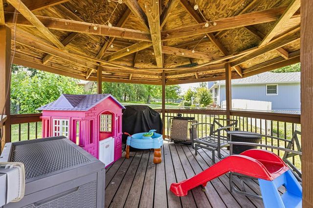 1802 Regency Drive, Kearney, MO 64060