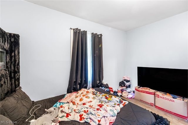 12612 Firsby Avenue, Cleveland, OH 44135