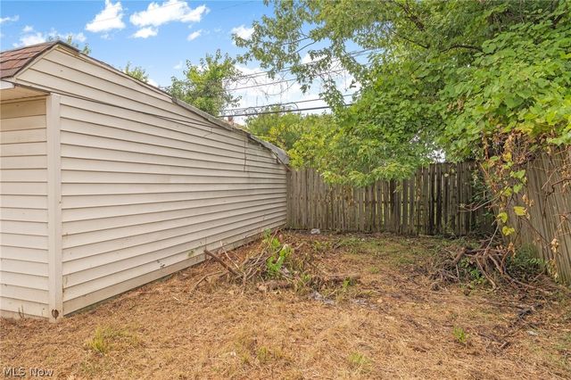 12612 Firsby Avenue, Cleveland, OH 44135