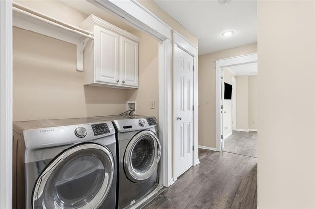 2911 Gentry Park Parkway, Kansas City, MO 64116