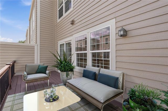2911 Gentry Park Parkway, Kansas City, MO 64116