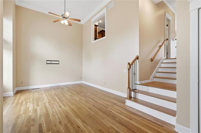 2911 Gentry Park Parkway, Kansas City, MO 64116