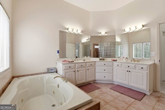 130 Emerald Lane, Fayetteville, GA 30214