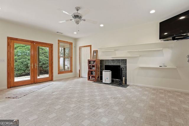 130 Emerald Lane, Fayetteville, GA 30214