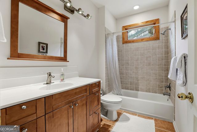 130 Emerald Lane, Fayetteville, GA 30214