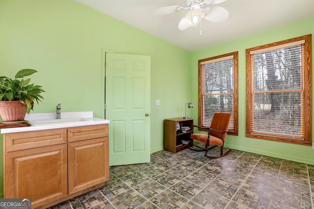 130 Emerald Lane, Fayetteville, GA 30214