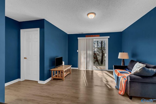 211 Knollridge Circle SE 2, Huntsville, AL 35801