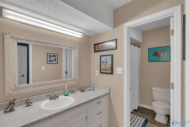 211 Knollridge Circle SE 2, Huntsville, AL 35801