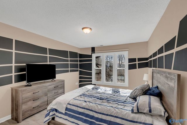 211 Knollridge Circle SE 2, Huntsville, AL 35801