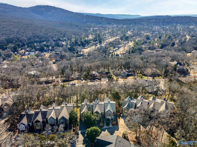 211 Knollridge Circle SE 2, Huntsville, AL 35801