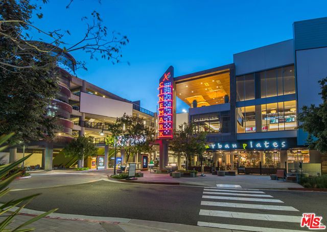 12698 Sandhill Lane 3, Los Angeles, CA 90094