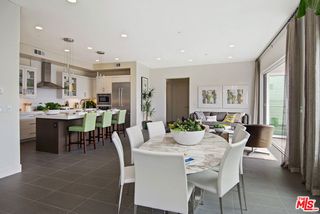12698 Sandhill Lane 3, Los Angeles, CA 90094