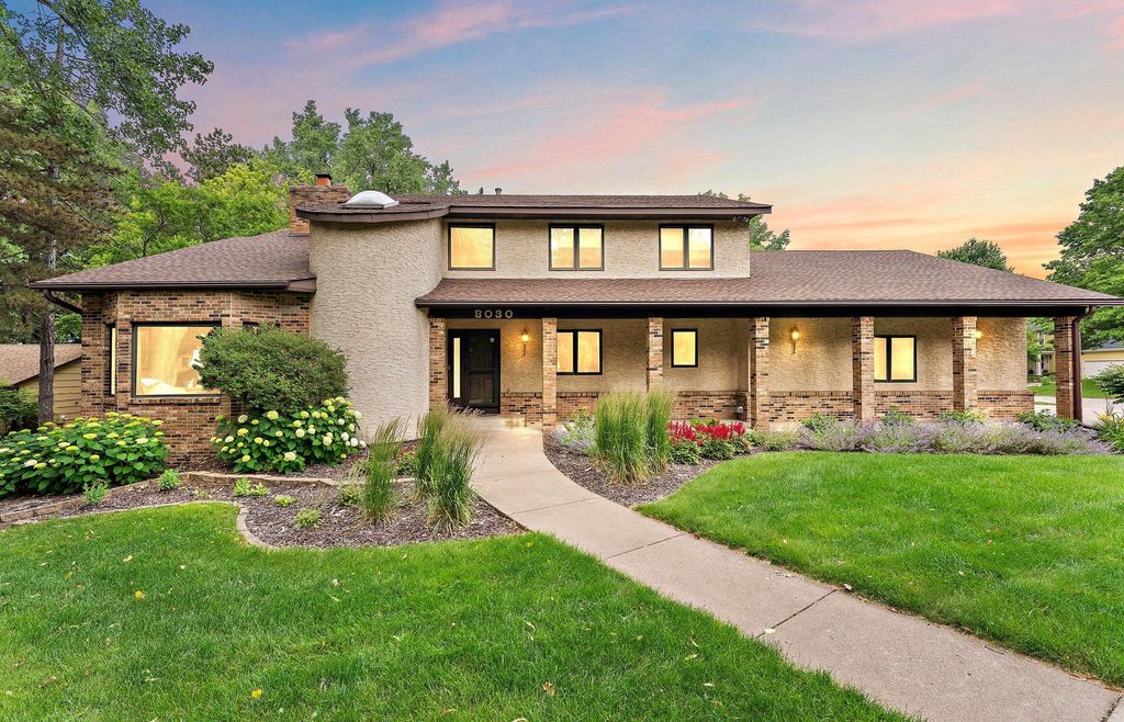 8030 Somerset Road, Woodbury, MN 55125 — exterior