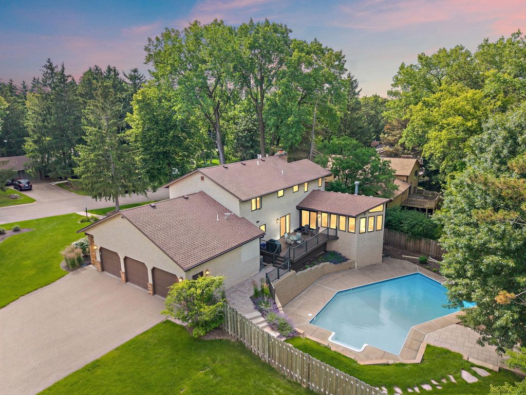 8030 Somerset Road, Woodbury, MN 55125 — photo 3