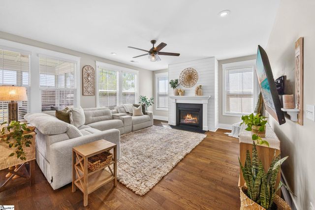 229 Durness Drive, Simpsonville, SC 29681