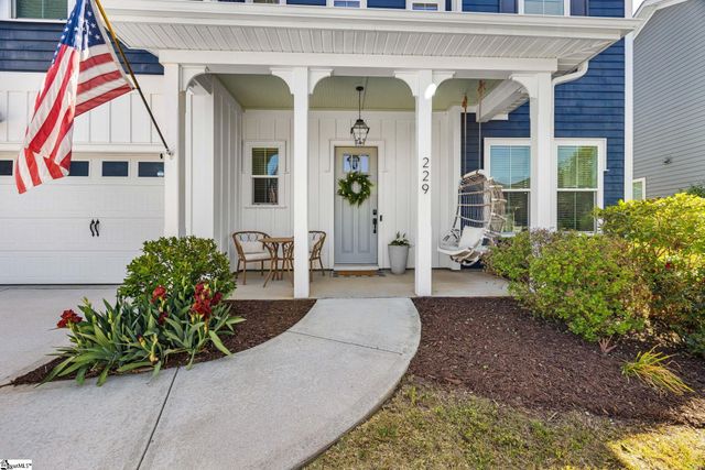 229 Durness Drive, Simpsonville, SC 29681