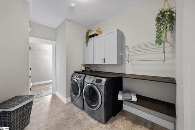 229 Durness Drive, Simpsonville, SC 29681