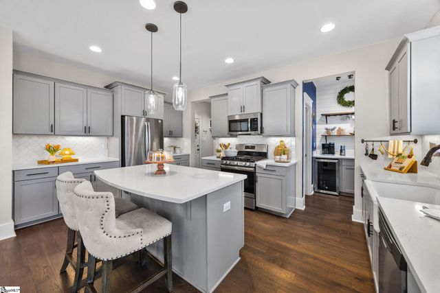 229 Durness Drive, Simpsonville, SC 29681