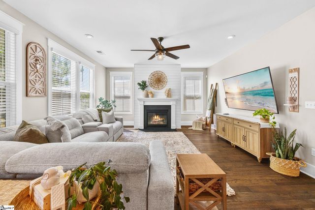 229 Durness Drive, Simpsonville, SC 29681