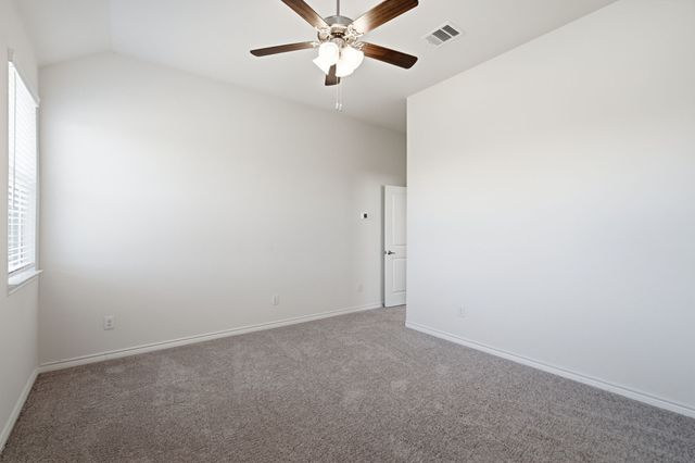3250 Hunters Glen Drive, Aubrey, TX 76227