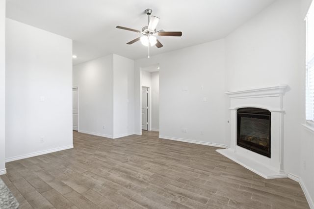 3250 Hunters Glen Drive, Aubrey, TX 76227