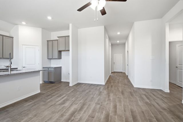 3250 Hunters Glen Drive, Aubrey, TX 76227