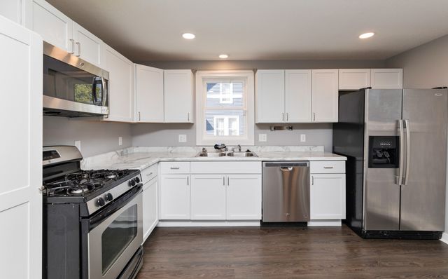 303 W 5th Street S, Newton, IA 50208