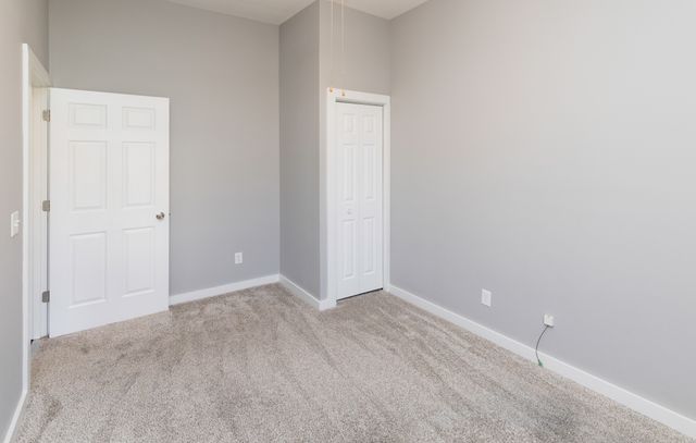 303 W 5th Street S, Newton, IA 50208